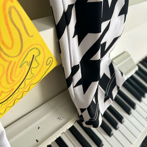 Frank Lyman Design Black and White Houndstooth Skinny Pants 12 - Picture 7 of 16